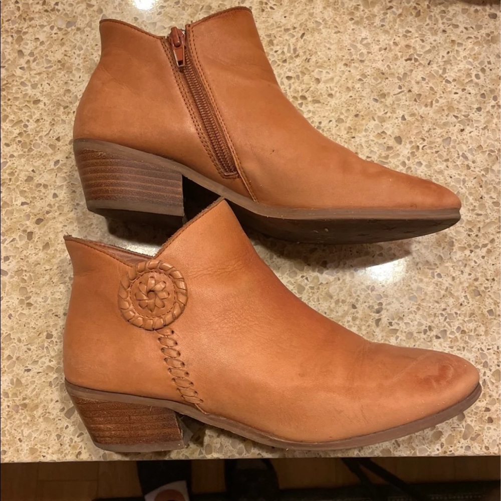 Jack Rogers booties